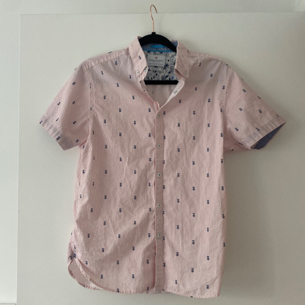 Striped Pineapple Hawaiian Shirt - M Slim Fit